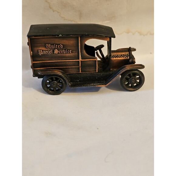 Miniature Copper Pencil Sharpener Delivery Truck United Parcel Service - Picture 5 of 9